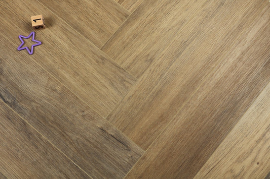E 04 – Oak Herringbone
